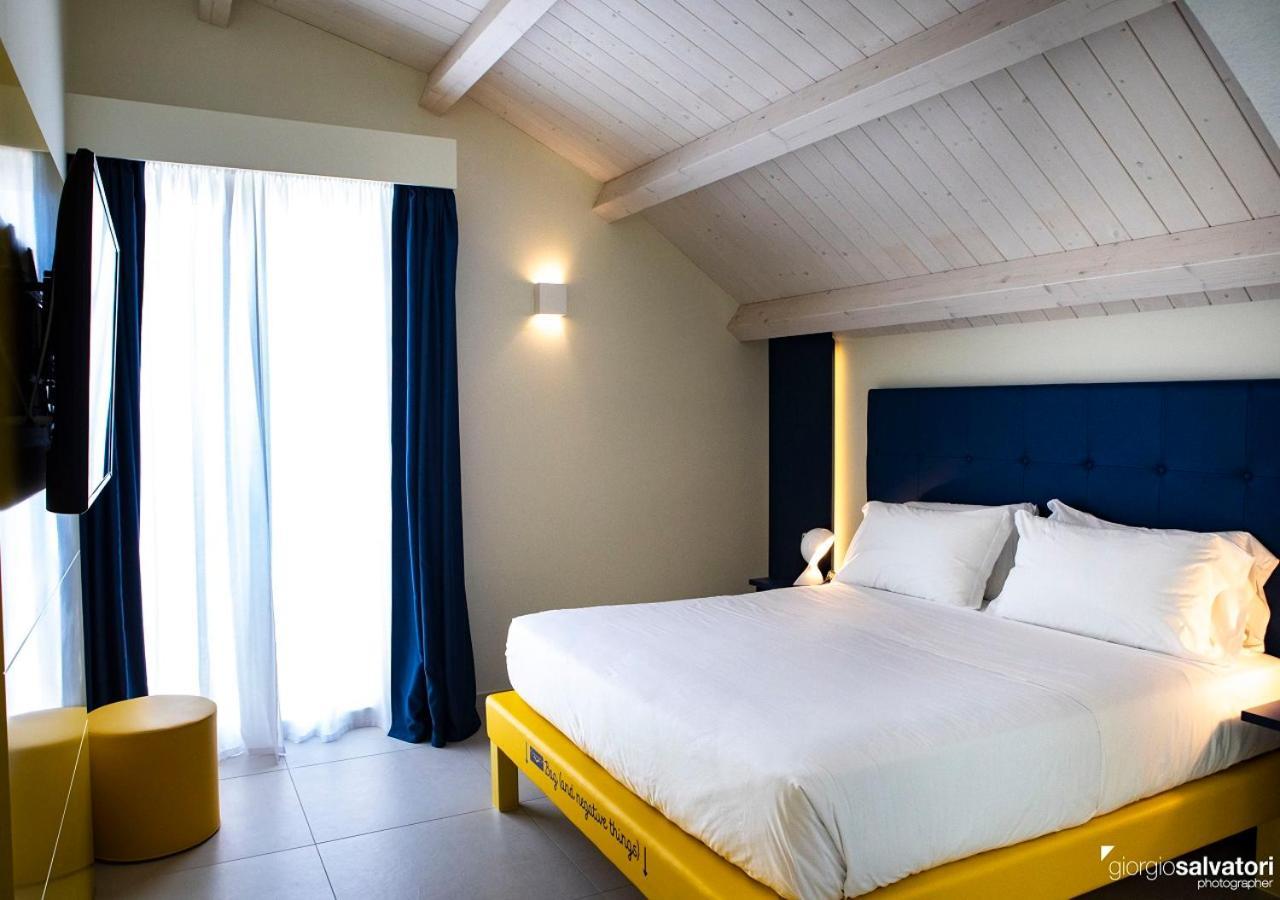 Hotel Trevi Белларія-Іджеа-Марина Екстер'єр фото