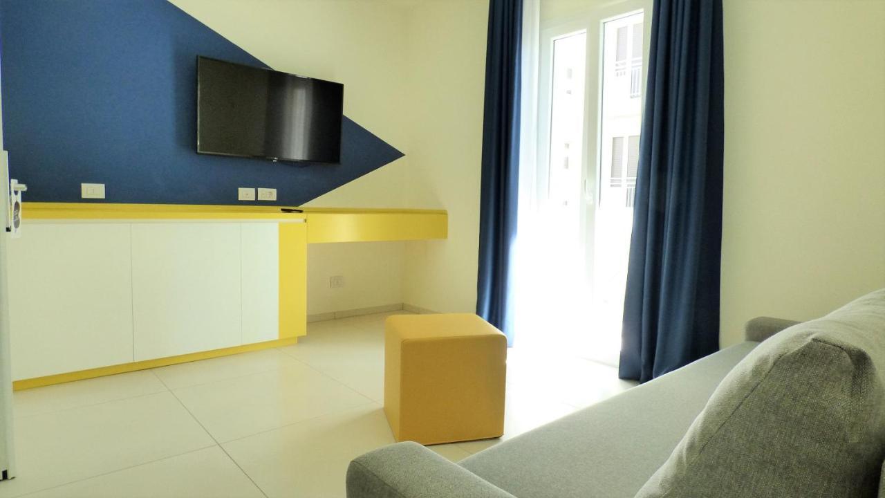 Hotel Trevi Белларія-Іджеа-Марина Екстер'єр фото
